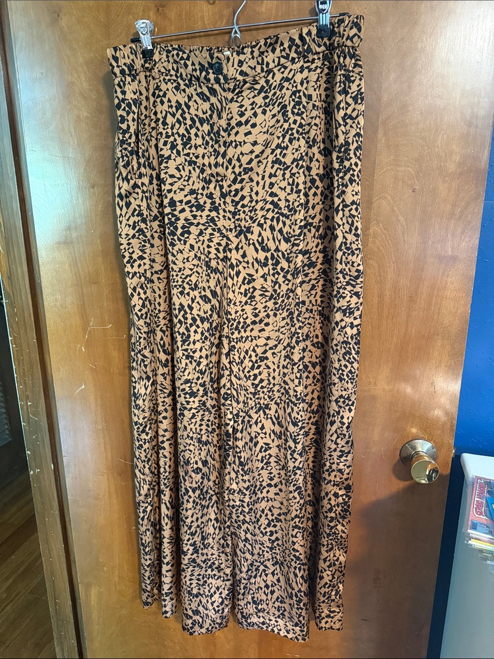 Womens Tan and Black Printed Flowy Pants